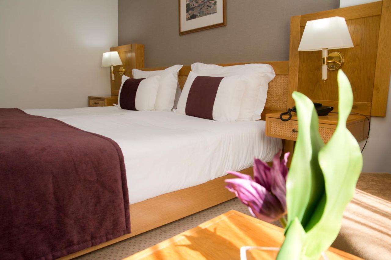 Hotel Rainha D. Amelia, Arts & Leisure Кастело Бранко Стая снимка