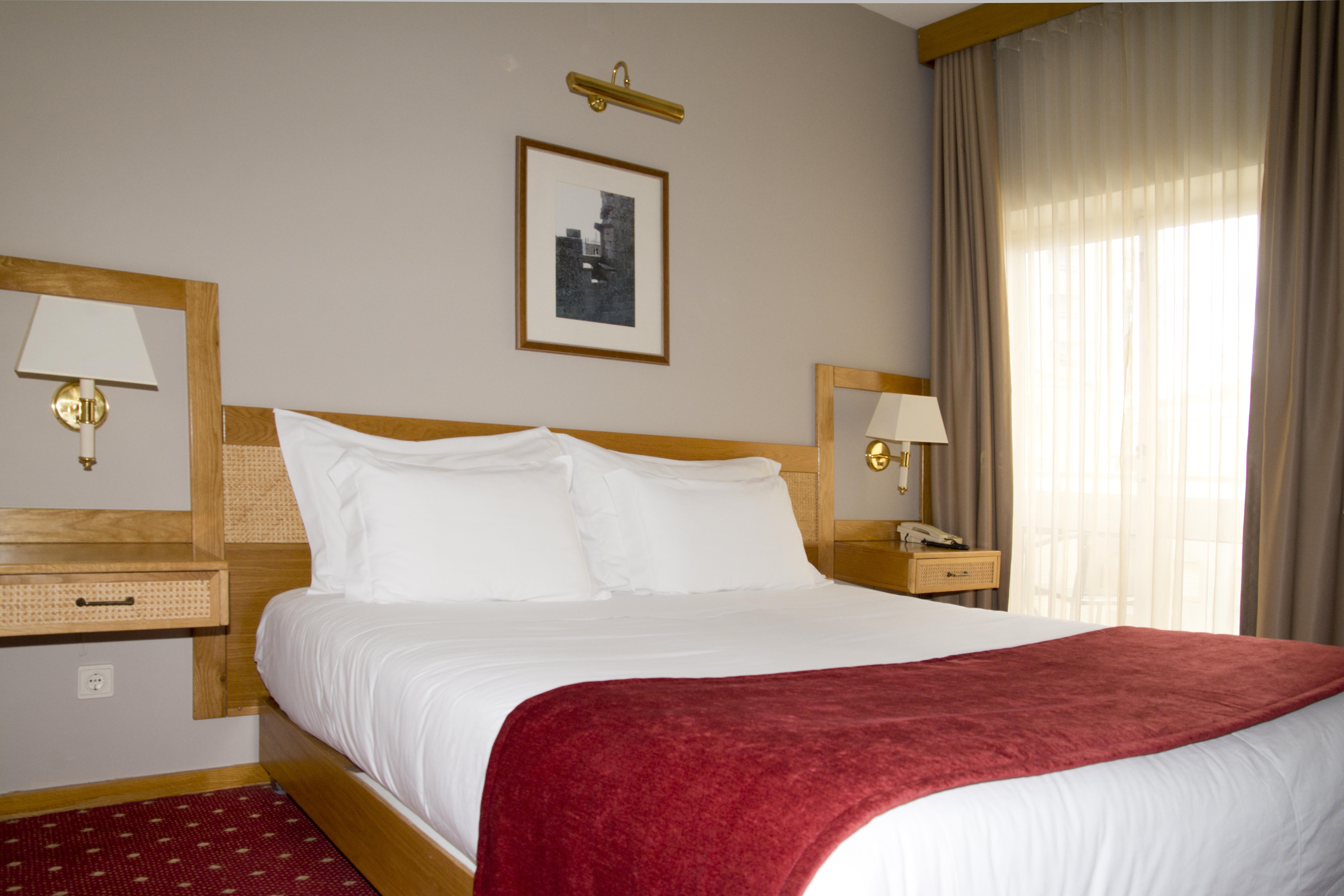 Hotel Rainha D. Amelia, Arts & Leisure Кастело Бранко Екстериор снимка