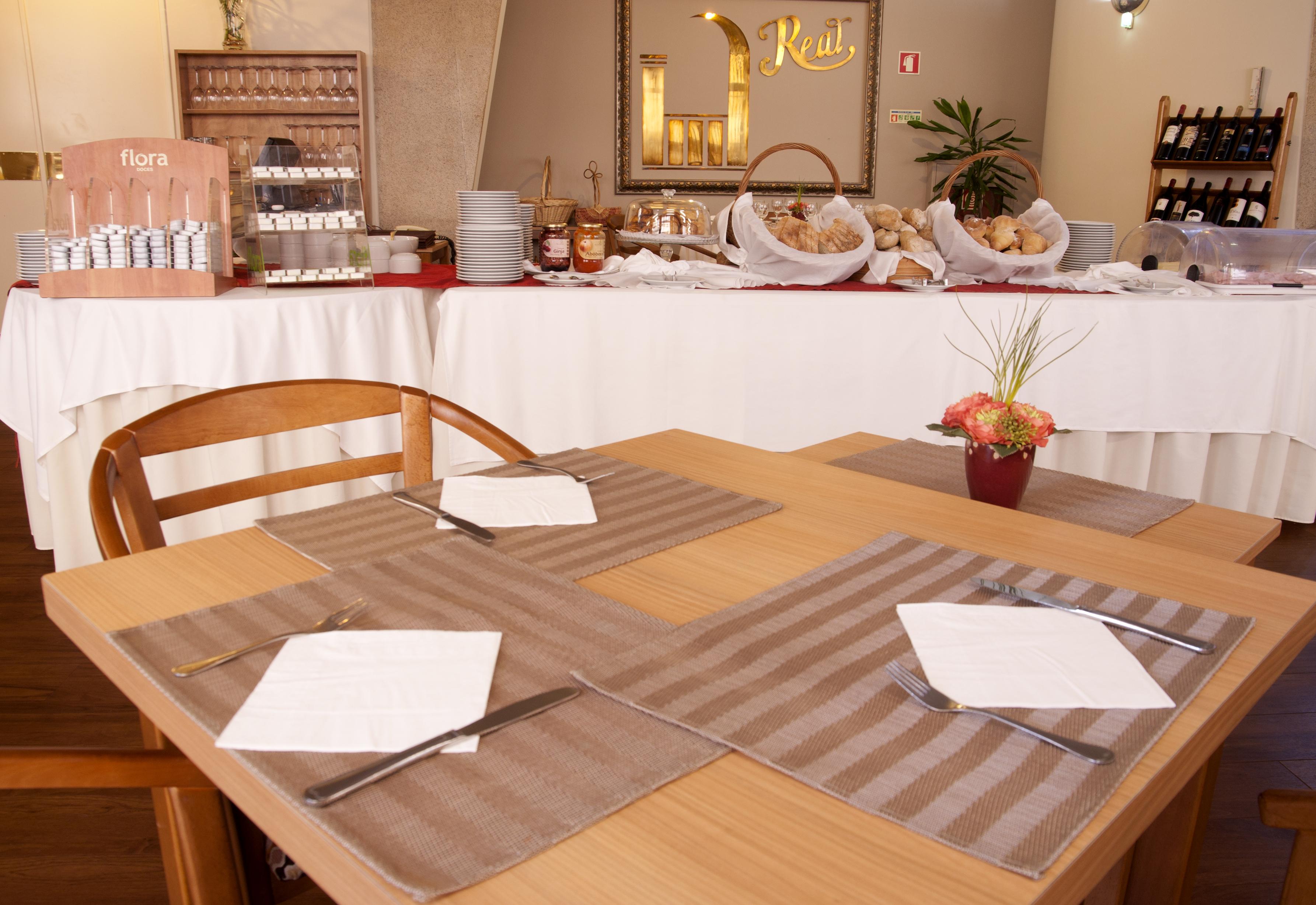 Hotel Rainha D. Amelia, Arts & Leisure Кастело Бранко Екстериор снимка